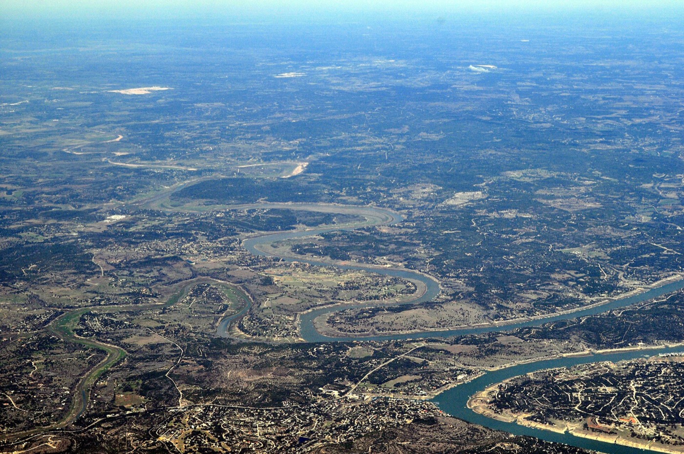 Aerial view representing the Leander market